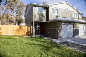 Delightful, new townhome downtown