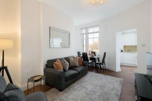 Luxury Chelsea Apartment