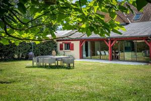 Maisons de vacances Magnifique Gite - 2 chambres - avec petit plan d'eau : photos des chambres