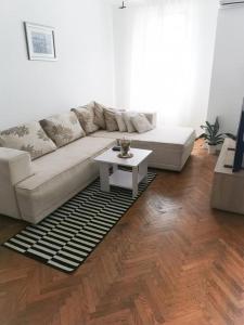 Apartments Marasovic - Maja