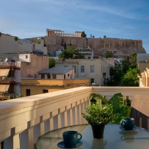 Acropolis apartment with a unique view 2