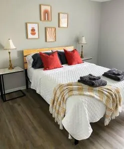 The Delores - 2 Bedroom Apt in Quilt Town, USA - Jameson