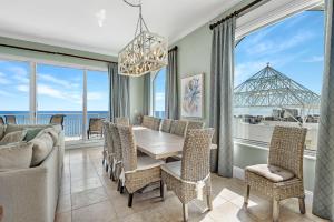 Indigo West 2103 Penthouse