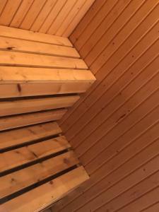 Comfortabel Zweeds huis met sauna en houtkachel.