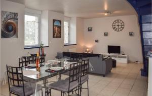 Maisons de vacances Nice home in Brlidy with WiFi and 2 Bedrooms : photos des chambres