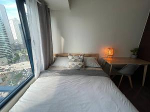 Hygge home with Ayala CBD Makati view! NEW!