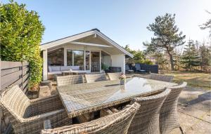 2 Bedroom Gorgeous Home In Væggerløse