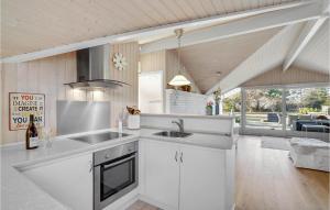 2 Bedroom Gorgeous Home In Væggerløse