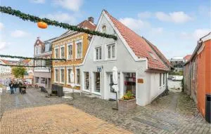 Amazing Apartment In Aabenraa With Wifi - 汉德维特