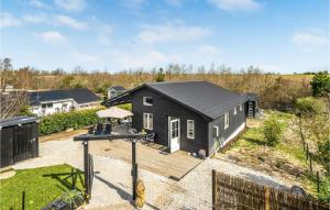 3 Bedroom Cozy Home In Kirke Hyllinge