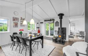 Cozy Home In Roslev With Wifi