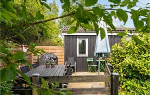 Cozy Home In Roslev With Wifi