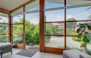 Gorgeous Home In Humble With Kitchen