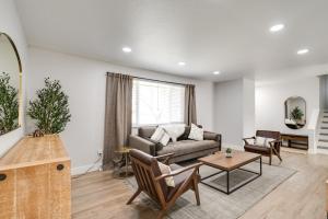 #Marbella Lane - Modern & Spacious 4BR Retreat in Arvada