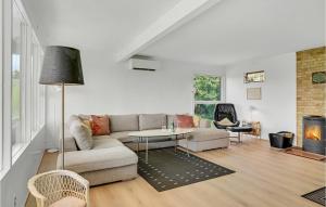 Stunning Home In Jægerspris With Wifi