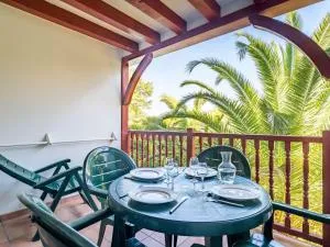 Appartement Coquet avec Piscine et Balcon à Ciboure, Proche Golf de la Nivelle - FR-1-4-480 - 西布勒