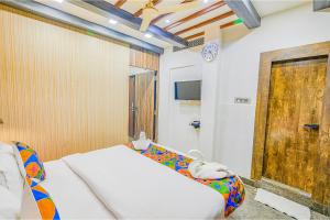 FabHotel Prime Middleton - Nr Niladri Vihar Square