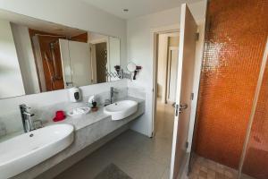 Luxury Private Villas with Pool, Private Beach, BBQ