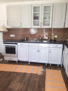 Nyugalmas 2 Vendégház Lénárddaróc