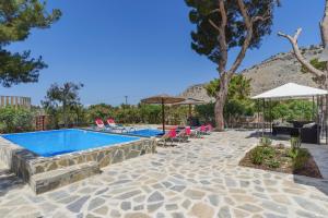 Villa Persis by Villa Plus