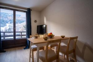 Appartements Charming studio with beautiful view - Huez - Welkeys : photos des chambres