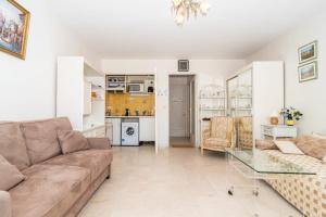 Cosy Studio Cannes Center beaches shopping and congresses LIVE IN MERLE