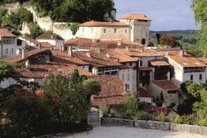 Maisons de vacances Perfect holiday home with pool in the heart of the Charente countryside : photos des chambres