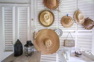 Tamarind Cottage by Bluescape