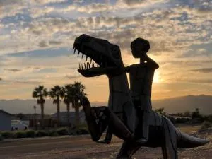 Area 51 Annex - Alien Lake Escape - Oatman