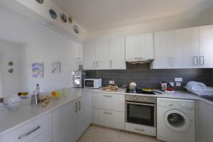 Melis Villa - Charming villa in Central Protaras