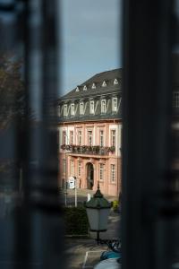 Gasthause Zur Krone Hotel