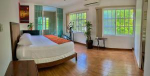 Casa confortable y espaciosa con alberca privada