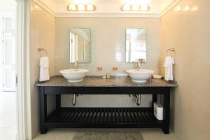 Turtle View 2 by Bluescape