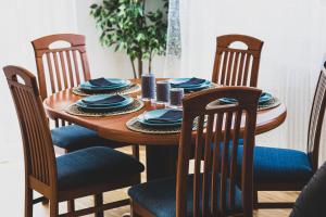 Carin Deluxe I