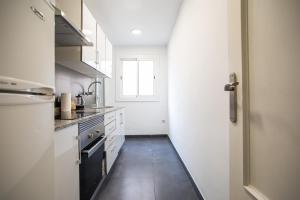 12TOG1035 - Spacious Apartment near Camp Nou