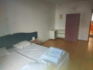 Studio and 1bedroom apartment Burgas - Economy