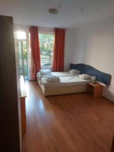 Studio and 1bedroom apartment Burgas - Economy