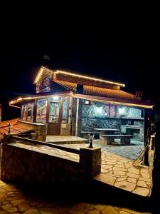 CHALET LUXURY VILLA BY MAKHOME - Árnissa