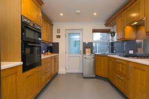 Oystercatcher House