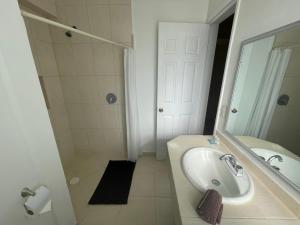 Villas by Real del Bosque