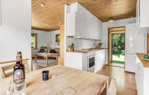 Nice Home In Højby With Wifi