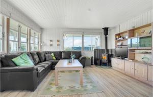 Gorgeous Home In Løkken With Kitchen