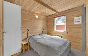 2 Bedroom Nice Home In Hemmet