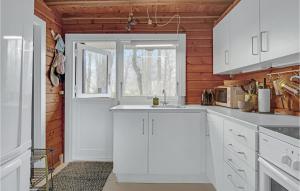 Stunning Home In Kruså With Wifi