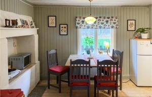 Gorgeous Home In Hok With Wifi