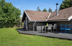 3 Bedroom Nice Home In Rødby