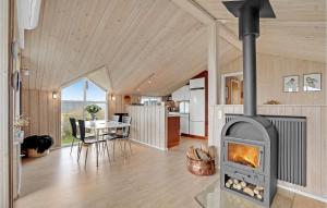 Stunning Home In Lemvig With Wifi