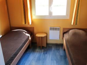 Maisons de vacances Gite Treignat, 3 pieces, 4 personnes - FR-1-489-400 : photos des chambres