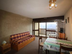 Studio cabine spacieux à 250m des pistes, 4 couchages, parking gratuit - Auris en Oisans - FR-1-297-248