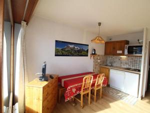 Spacieux studio cabine 6 pers, skis aux pieds à Auris - FR-1-297-274